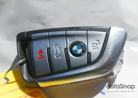 2021 BMW X5 xDrive40I z USA, uszkodzony, nr VIN 5UXCR6C03M9F88612